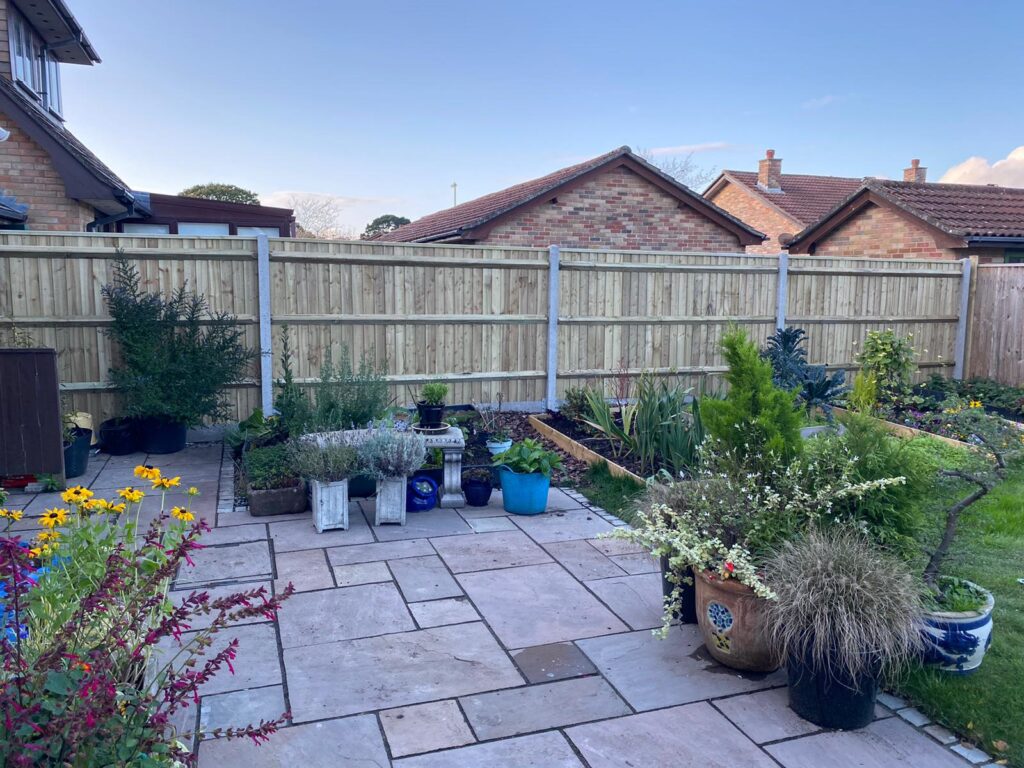 Timber fence and gate at a New Forest property
